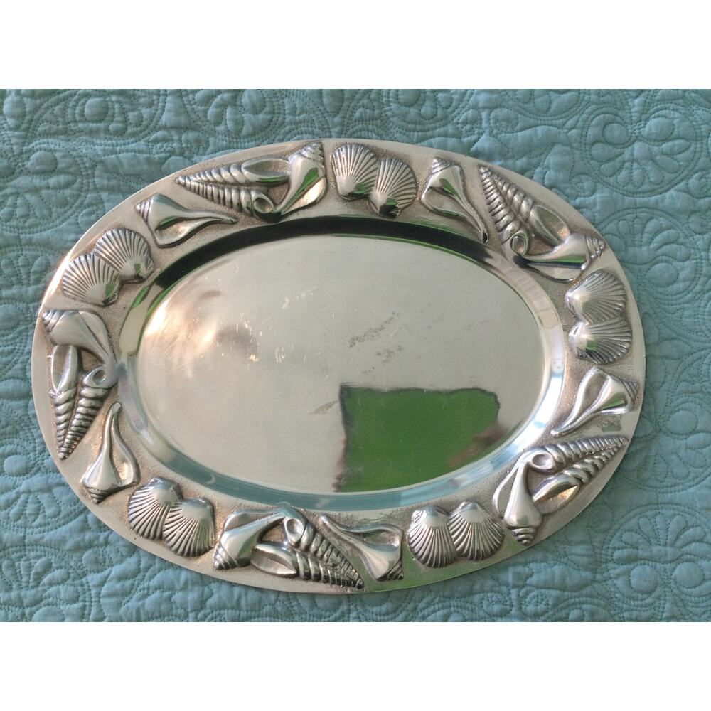 Oval Seashell Serving Platter Sandcast Aluminum 17"